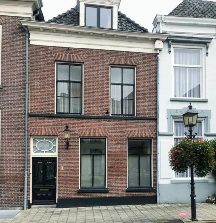 De Buurvrouw Nr.18 Bed & Breakfast Дусбург Екстериор снимка