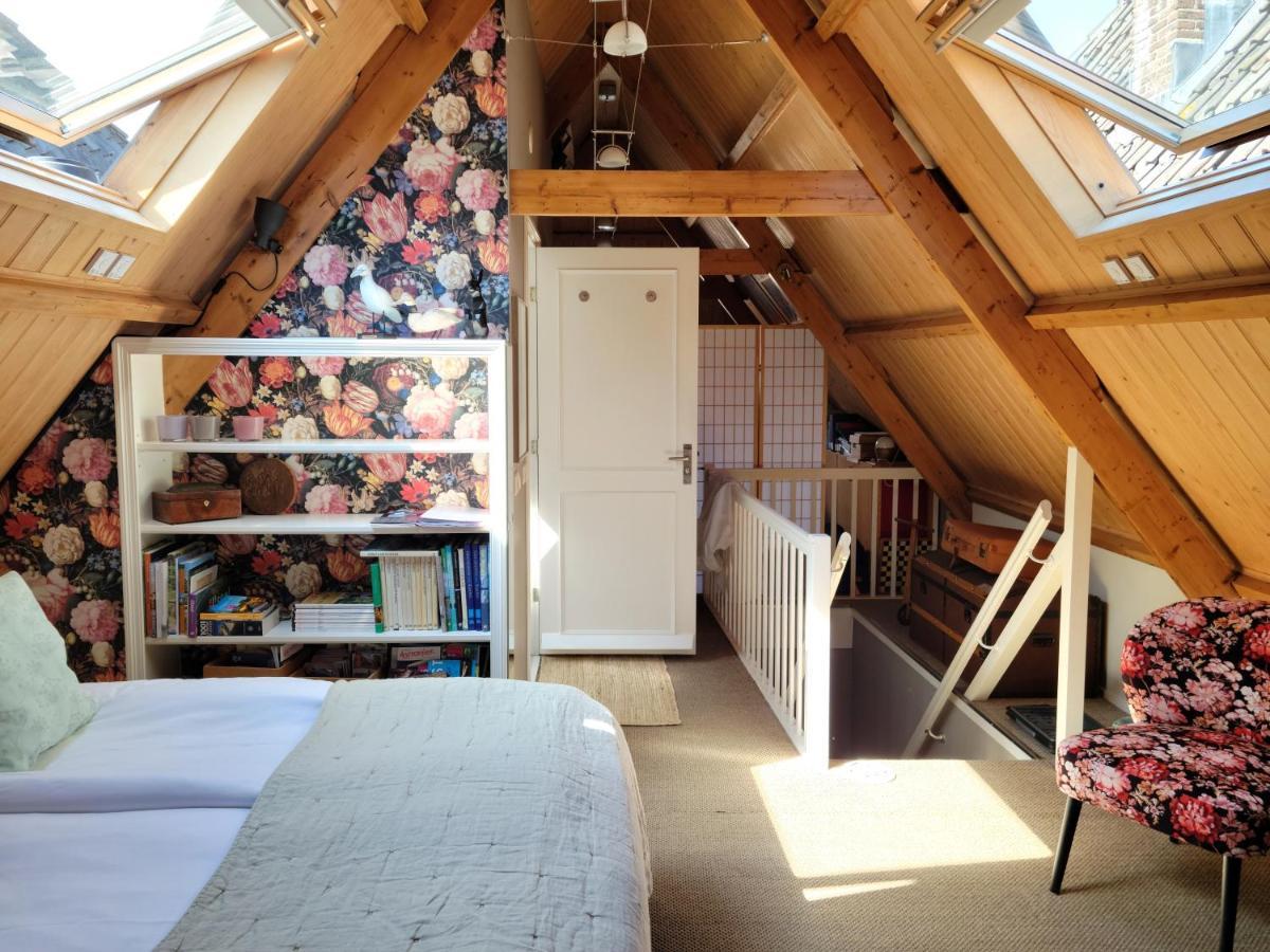 De Buurvrouw Nr.18 Bed & Breakfast Дусбург Екстериор снимка
