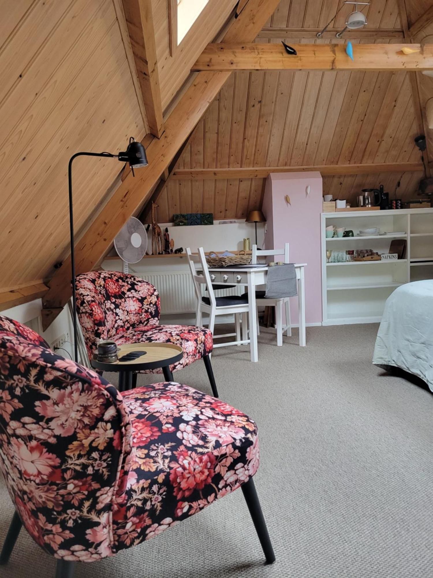 De Buurvrouw Nr.18 Bed & Breakfast Дусбург Екстериор снимка
